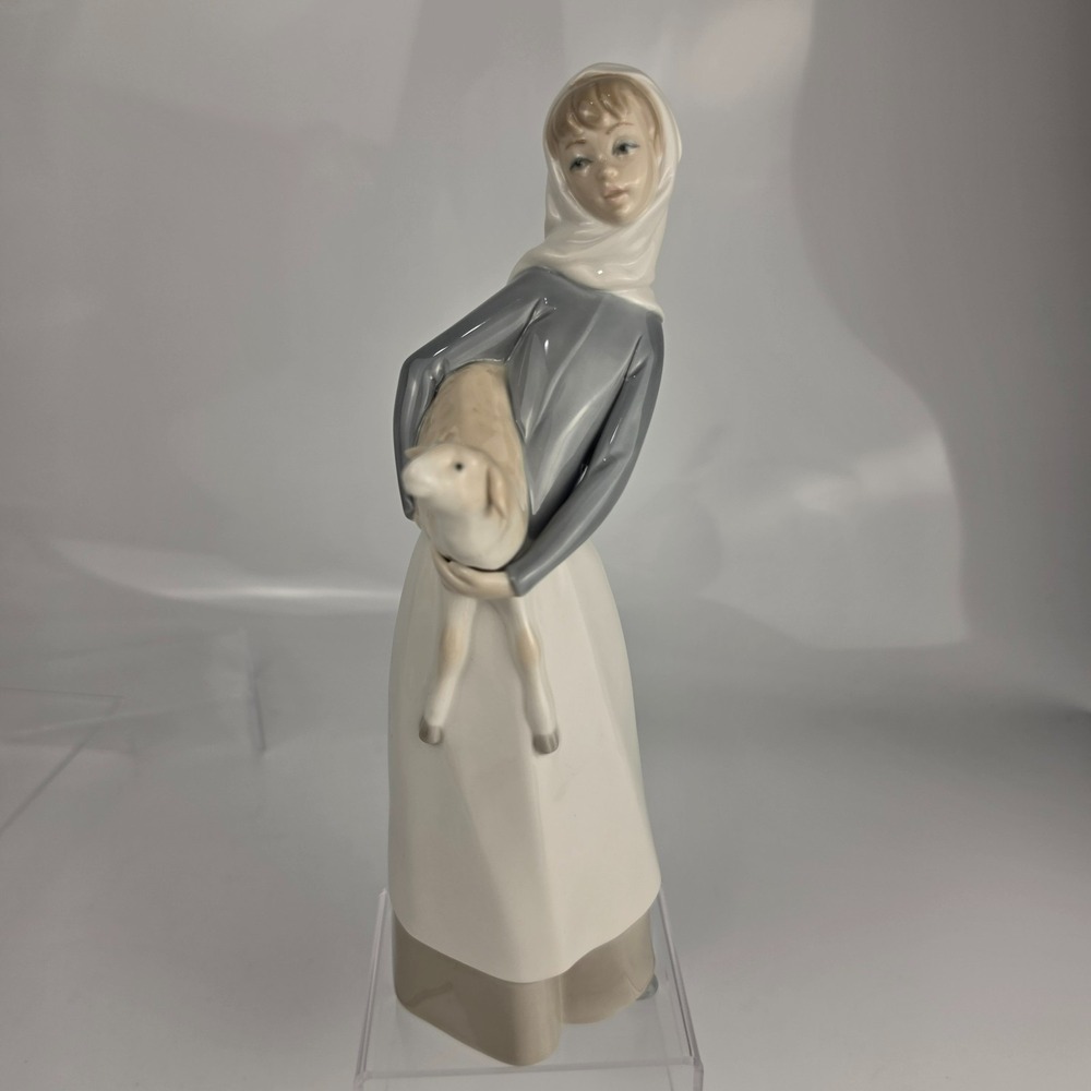 Vintage Lladro Girl With Lamb Porcelain Figurine 4584 Glazed Spain